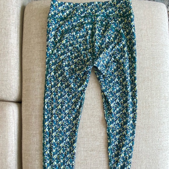 LIMITED EDITION Outdoor Voices Mineral Blooms Sports Bra - Picture 9 of 9